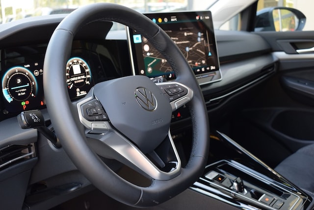 Volkswagen Golf DSG Golf VIII Style