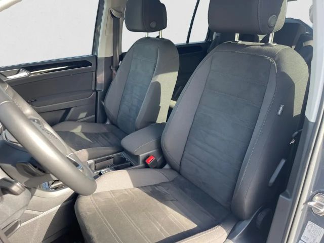 Volkswagen Touran DSG Highline