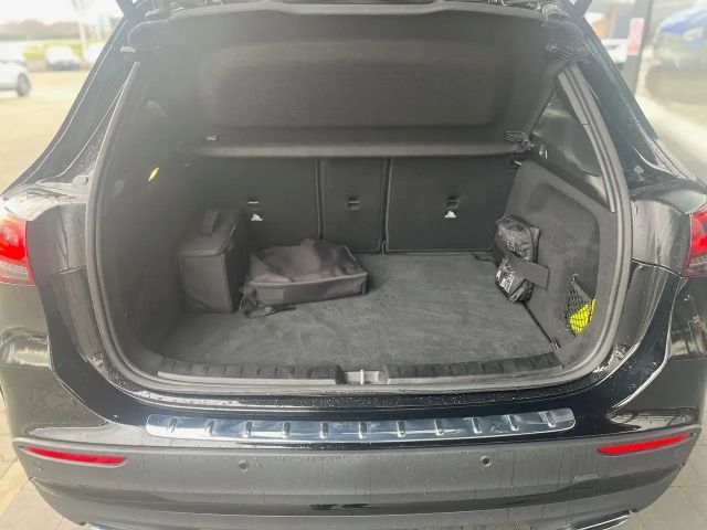 Mercedes-Benz GLA 250 AMG Line