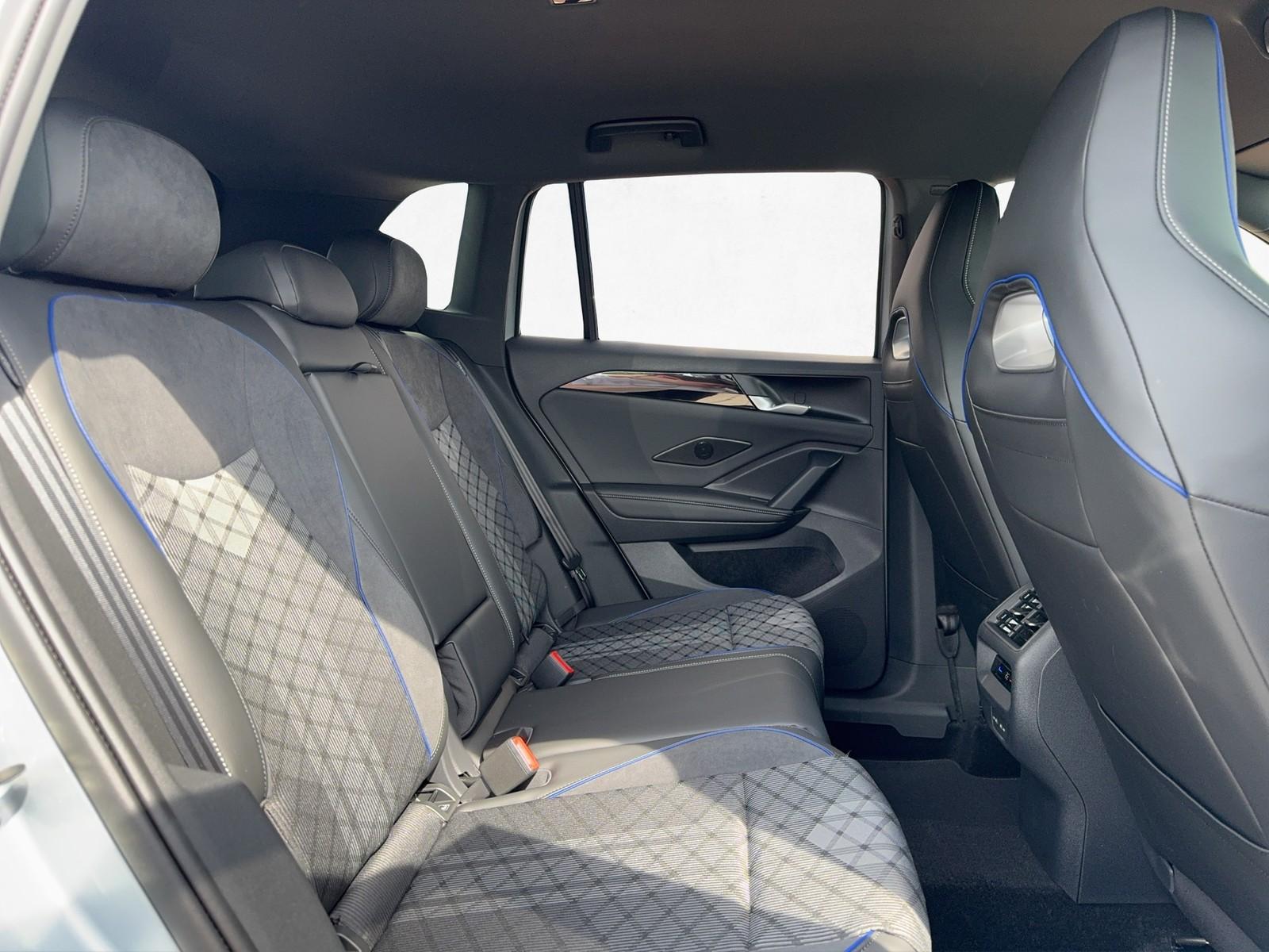 Volkswagen Tiguan 2.0 TDI DSG IQ.Drive R-Line