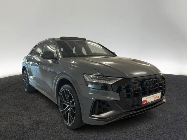 Audi SQ8 TFSI tiptr. AHK STDHZG NACHTS HUD PANO 360°K