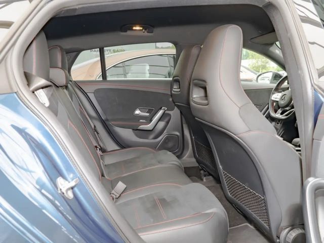 Mercedes-Benz CLA 250 AMG Line Shooting Brake