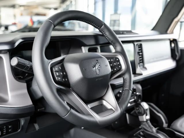 Ford Bronco 4x4 AWD Outer Banks