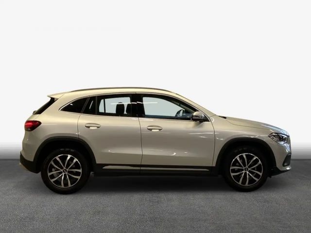 Mercedes-Benz GLA 180 GLA