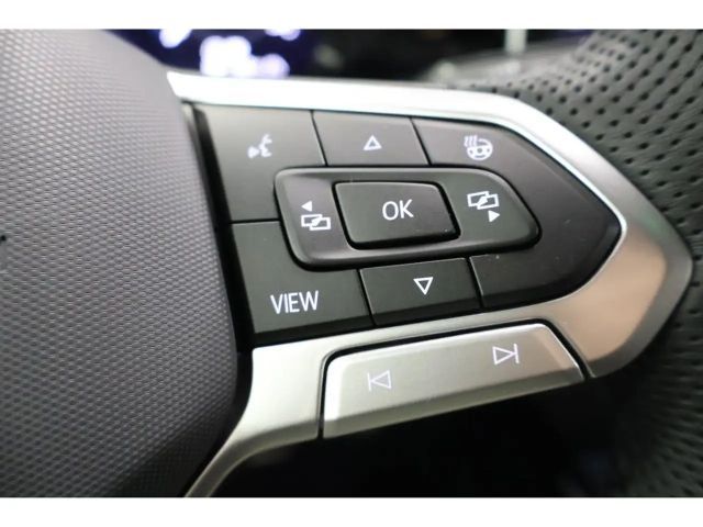 Volkswagen Golf 2.0 TDI DSG Golf VIII R-Line