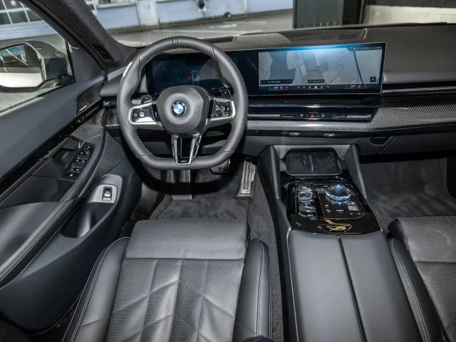 BMW 540 540d M-Sport Touring xDrive