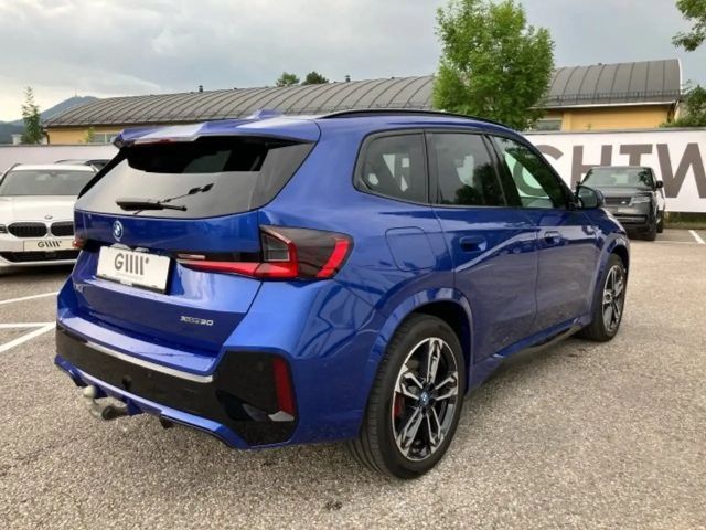 BMW iX1 xDrive30