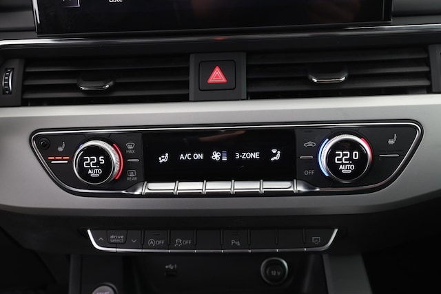 Audi A4 40 TFSI Avant Quattro S-Tronic