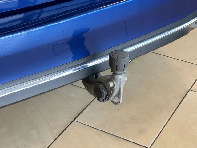 Mercedes-Benz C 200 AVANTGARDE