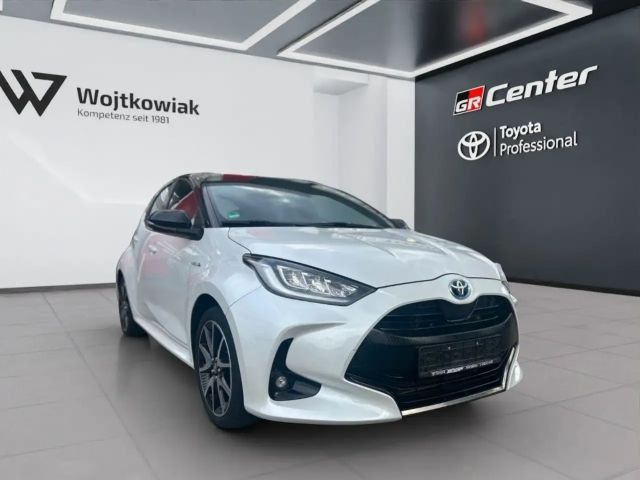 Toyota Yaris Hatchback Hybride Style