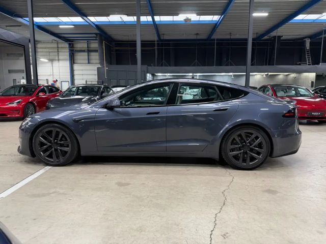 Tesla Model S Plaid