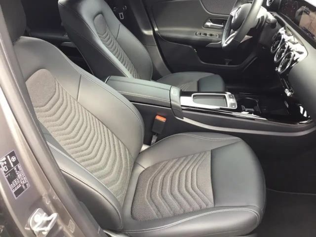 Mercedes-Benz A 180 Hatchback