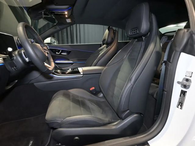 Mercedes-Benz CLE 200 4MATIC AMG Line