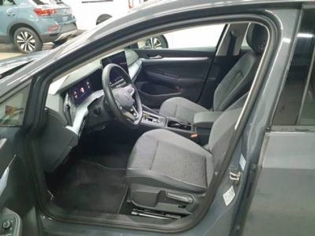 Volkswagen Golf 1.5 eTSI Golf VIII