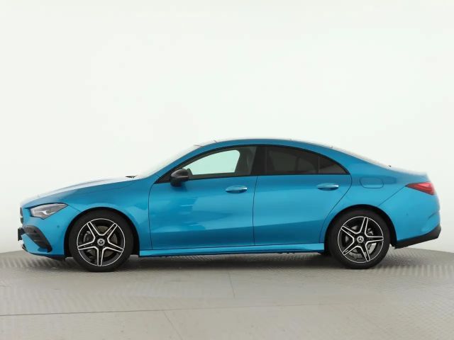 Mercedes-Benz CLA 200 AMG Line Coupé Premium