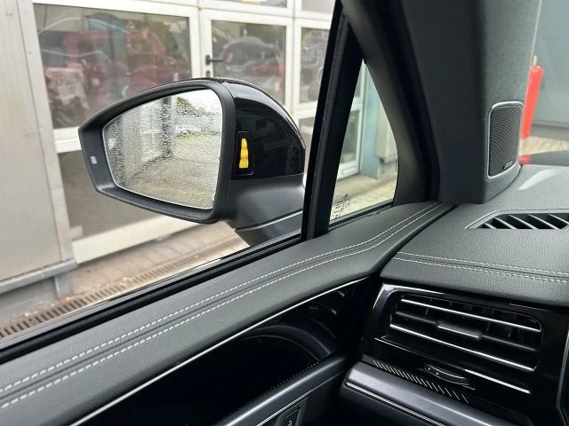 Volkswagen Touareg 3.0 V6 TSI R-Line