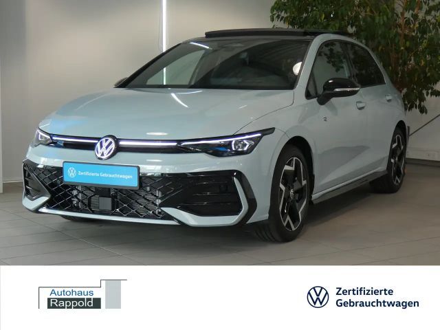 Volkswagen Golf 1.5 eTSI DSG R-Line