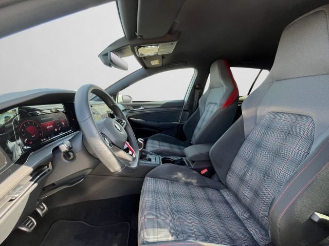 Volkswagen Golf 2.0 TSI GTI