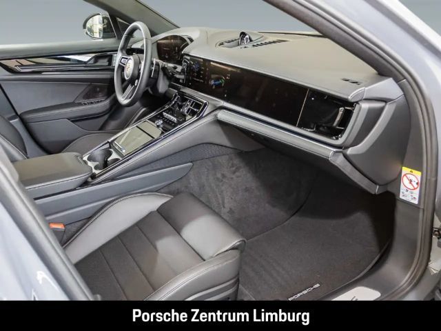 Porsche Panamera 4 E-Hybrid