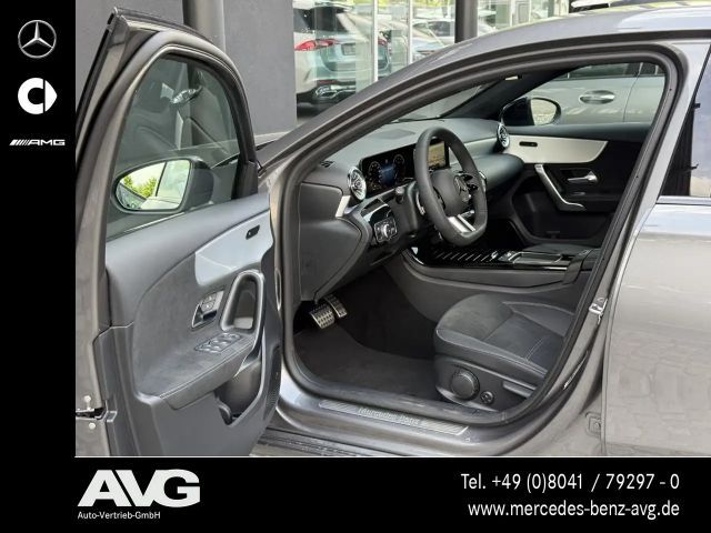Mercedes-Benz A 200 AMG Line