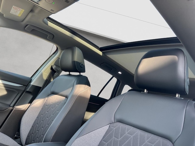 Volkswagen Golf DSG Golf VIII IQ.Drive Variant