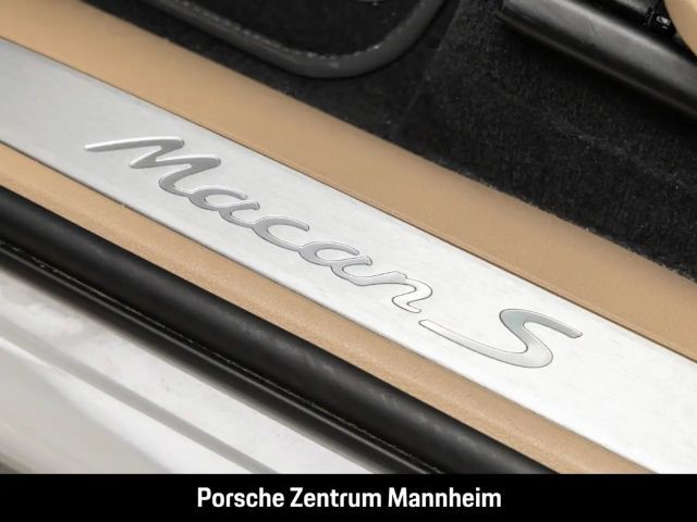 Porsche Macan S