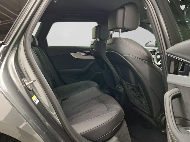 Audi A4 40 TFSI Avant Quattro S-Line S-Tronic