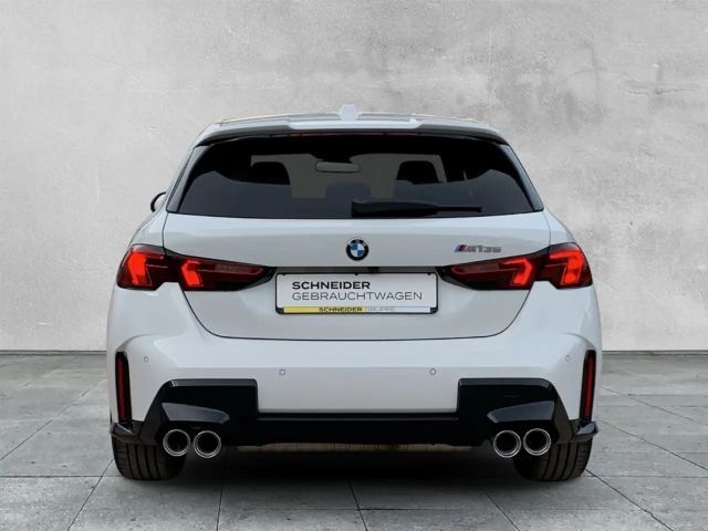 BMW 135 Sedan xDrive