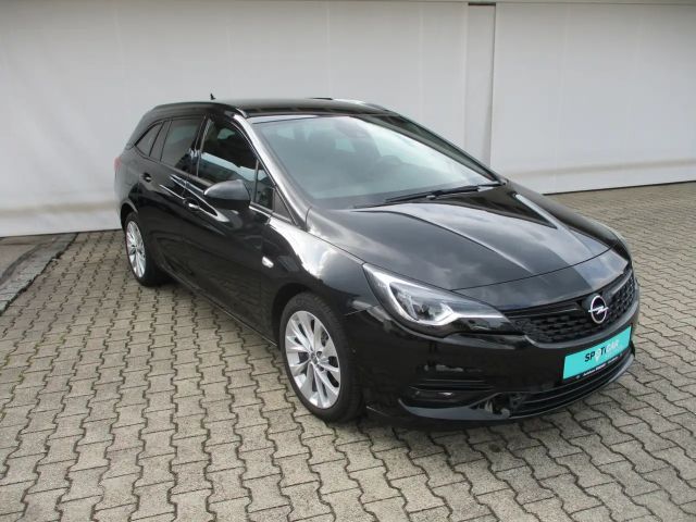 Opel Astra Sports Tourer Ultimate