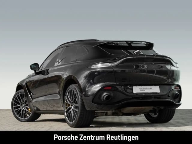 Aston Martin DBX V8