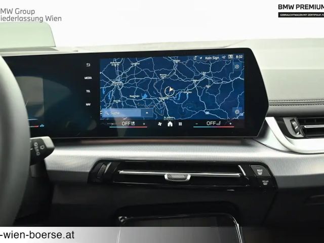 BMW 218 218i Active Tourer