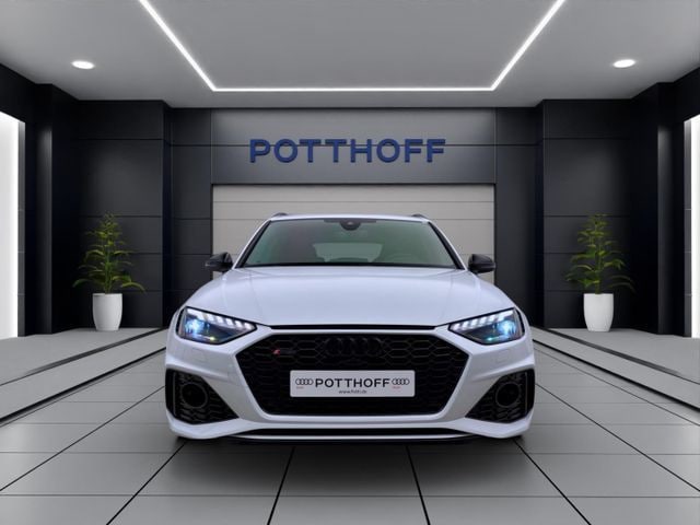 Audi RS4 Avant Quattro