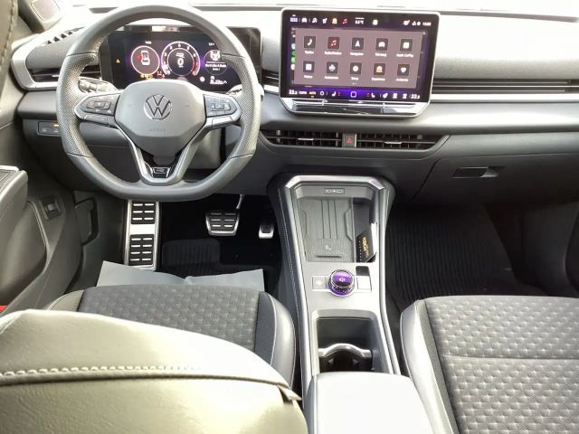 Volkswagen T-Roc 1.5 eTSI DSG R-Line
