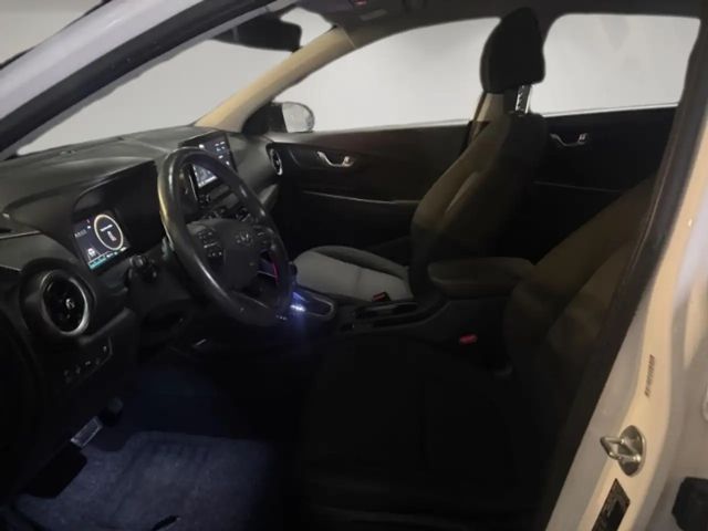 Hyundai Kona 1.6 2WD Hybrid Trend