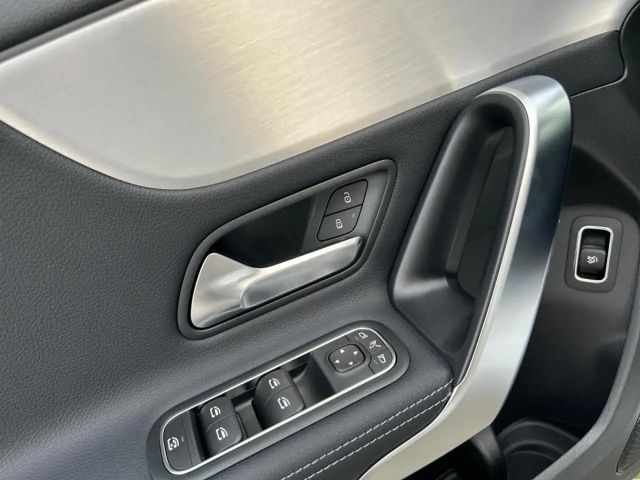 Mercedes-Benz A 180 Progressive