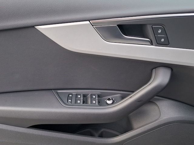 Audi A4 35 TFSI Avant S-Tronic