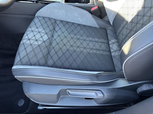 Volkswagen Golf DSG Variant