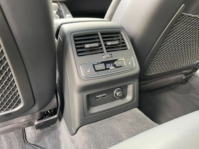 Audi RS4 Avant Quattro