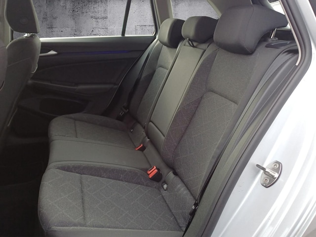 Volkswagen Golf Life Variant