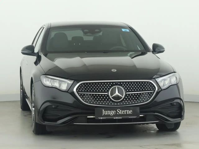 Mercedes-Benz E 220 AMG Line E 220 d Sedan