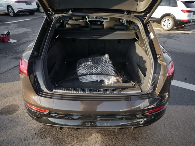 Audi Q8 e-tron 55 Quattro S-Line