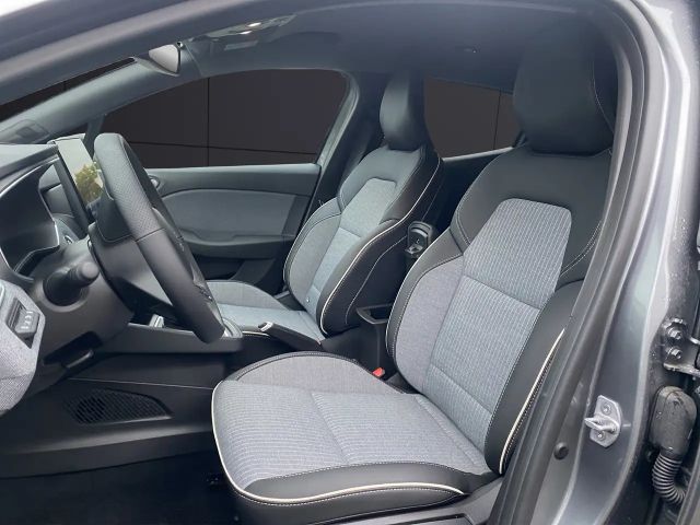 Renault Clio E-Tech Hybrid Techno