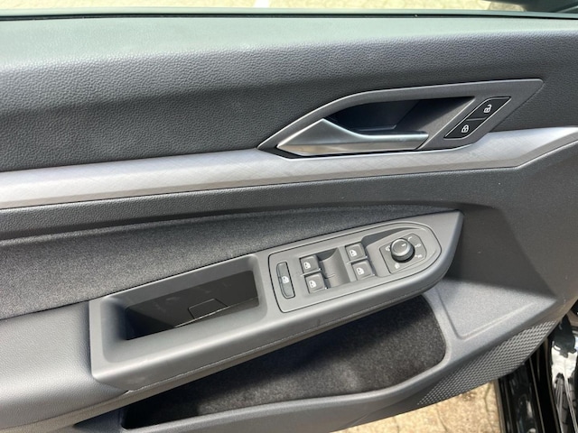 Volkswagen Golf 1.5 eTSI DSG Golf VIII Life