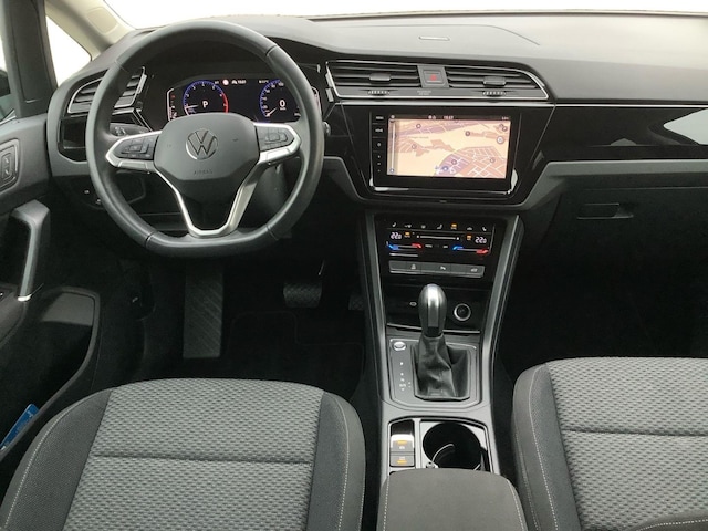 Volkswagen Touran 1.5 TSI DSG R-Line