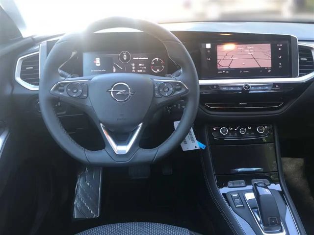 Opel Grandland X 1.2 Turbo Business Edition