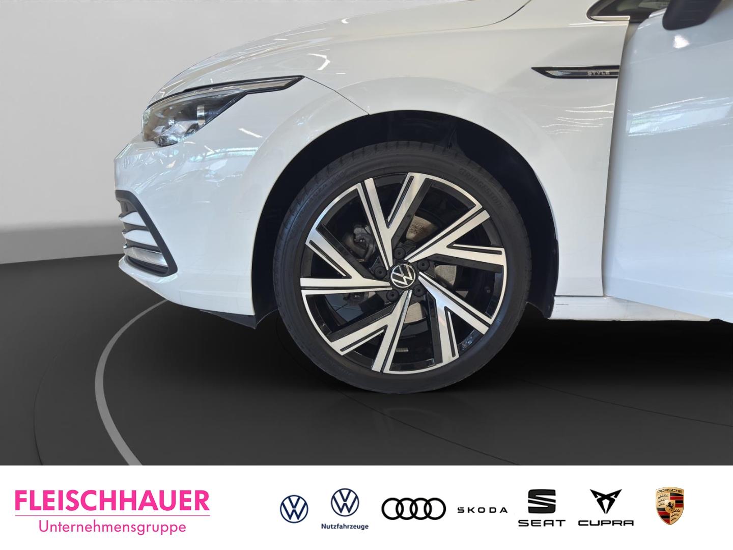 Volkswagen Golf 1.5 eTSI Golf VIII Style