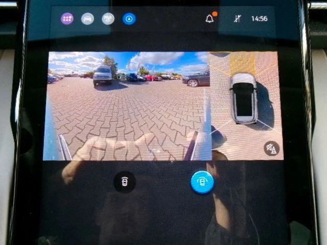 Ford Explorer Extended range RWD