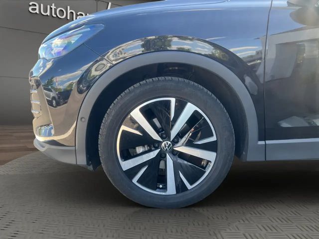 Volkswagen Tiguan 1.5 eTSI Elegance Elegance