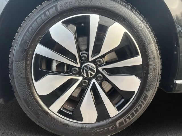 Volkswagen Golf 1.5 TSI Golf VIII Variant