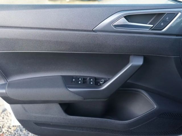 Volkswagen Polo 1.0 TSI Highline R-Line